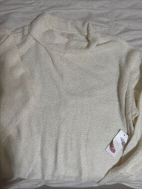 Organic Chelsea & Violet Cream Textured Turtleneck Sweater